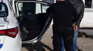 Cayó caminando por el barrio: tenía pedido de captura activo