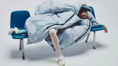 Crean un abrigo inteligente que te ayuda a dormir con luz y sonido personalizados
