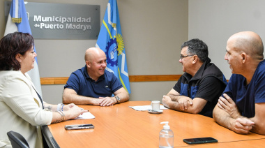 Sastre puso primera: entregó fondos a clubes de Puerto Madryn