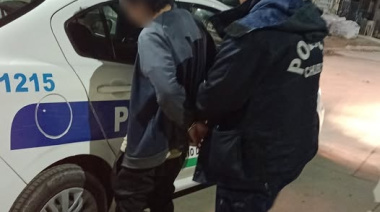 Lo cruzaron caminando por La Floresta y tenía pedido de captura: terminó preso