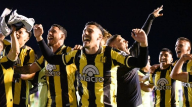 Madryn sostuvo el empate con 9 jugadores y sigue soñando con el ascenso
