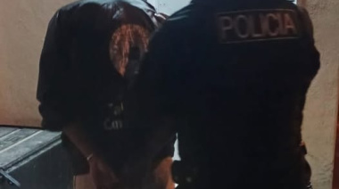 Cayó un joven de 21 años que fue sorprendido espiando por la ventana de una casa