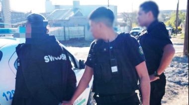 La madre entregó a su hijo a la policía por robar