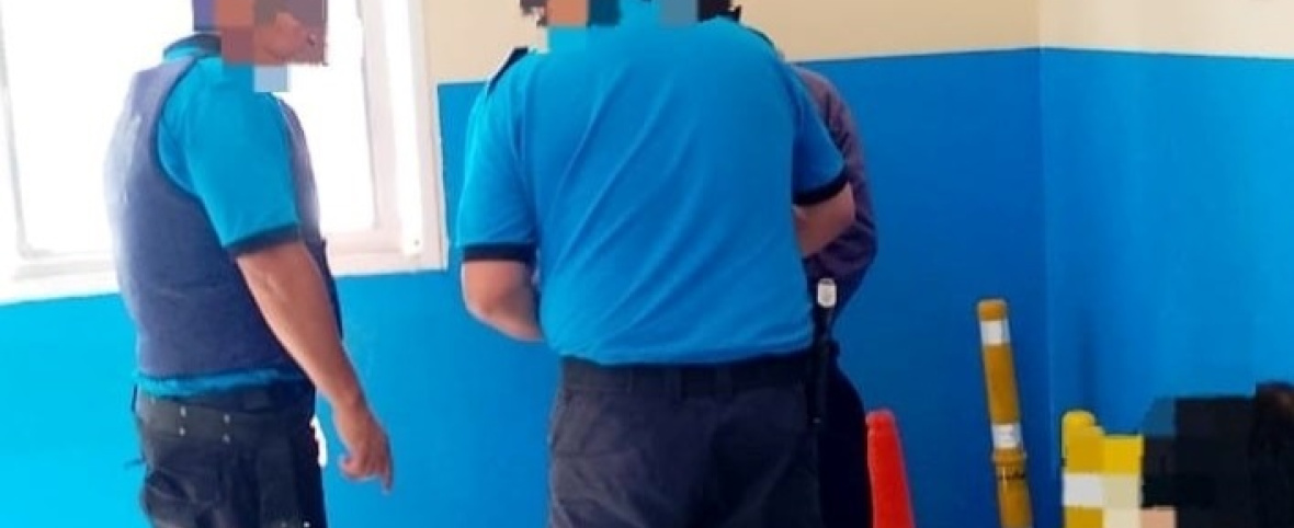 Insólito en Madryn: fue a denunciar un robo y terminó preso porque tenía pedido de captura