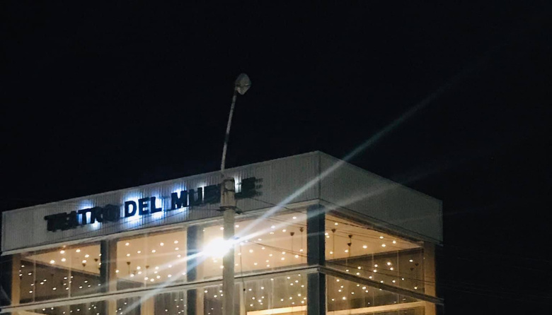 🎶 Música en vivo y buena onda en el Teatro del Muelle: tango, historia y guitarras