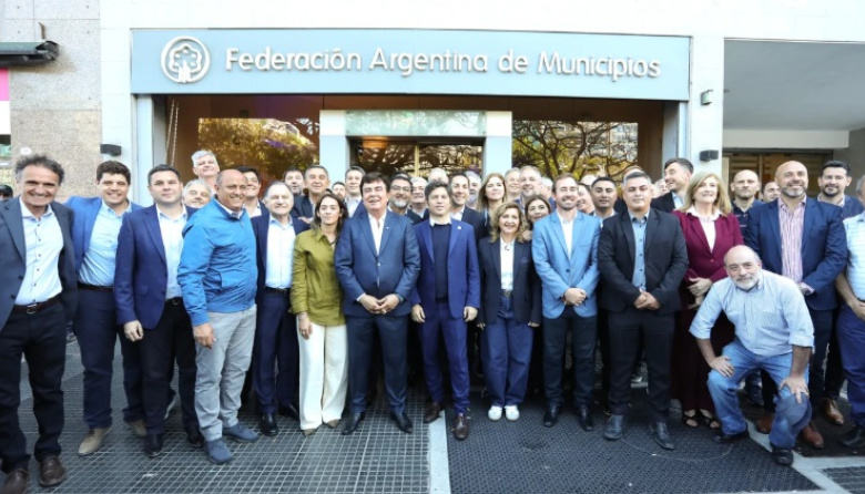 Intendentes le exigen a Milei un cambio de rumbo económico y denuncian ajuste en el Presupuesto 2026