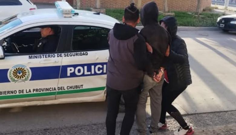 Tenía pedido de captura, vio a la Policía y salió corriendo: terminó detenido en pleno centro