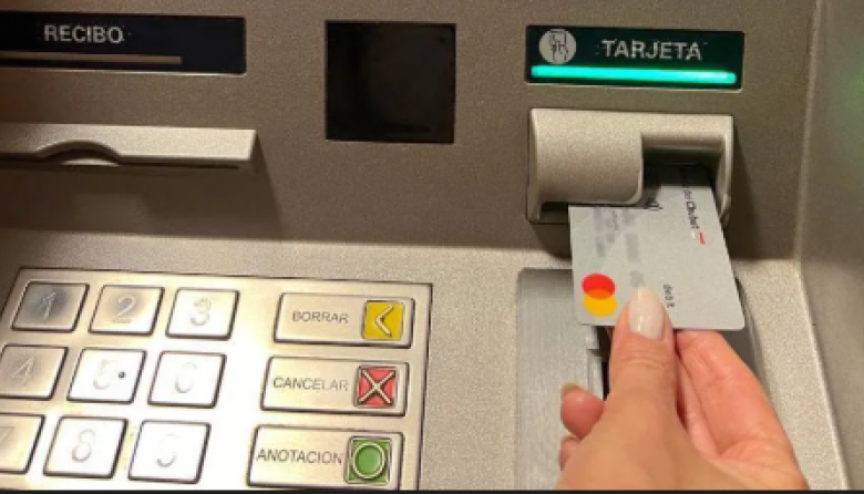 Chubut paga sueldos: jubilados cobran el viernes y estatales el sábado