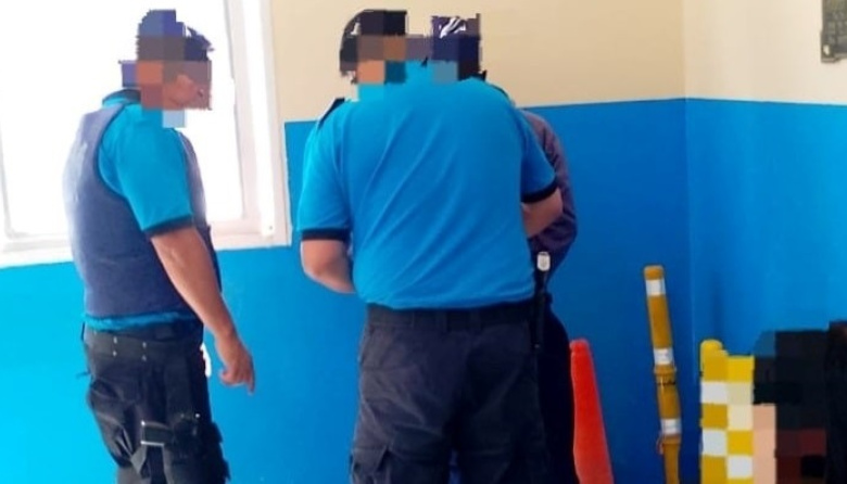 Insólito en Madryn: fue a denunciar un robo y terminó preso porque tenía pedido de captura