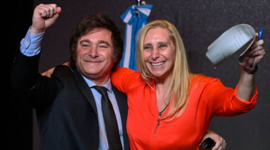 🧨 En medio del escándalo por $LIBRA, Milei celebró los triunfos y dijo: "Ella es el jefe"