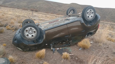 Viajaba sola, volcó en la Ruta 40 y zafó sin un rasguño