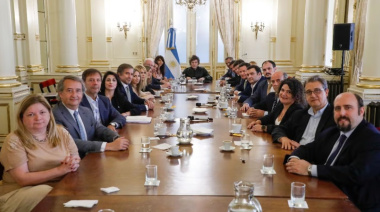 💵 Milei ultima detalles para el proyecto de los dólares “del colchón”