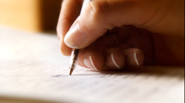¿Te animás a escribir en inglés? Puerto Madryn lanza un concurso de poesía con onda galesa