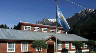 Escuela envenenada: intoxicación por monóxido en Epuyén dejó alumnos internados