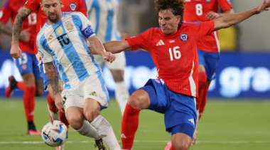 Argentina venció a Chile y lo dejó al borde del abismo