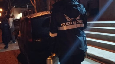 Quiso robar un auto y lo atraparon a piñas: lo vieron por las cámaras y lo interceptaron