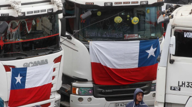 Transportistas chilenos a Chubut: “¡No vamos a pagar un peso más!”