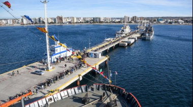 Más de 40 mil personas visitaron los buques de la Armada en el muelle local