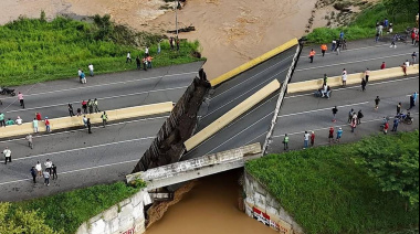 Venezuela bajo el agua: más de 8 mil familias quedaron aisladas