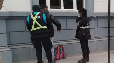 Lo pararon en un control rutinario y terminó preso por una causa federal