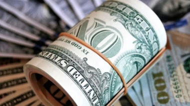 El dólar se disparó y marcó récord después del revés electoral en Buenos Aires