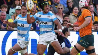 Argentina le ganó a Australia con lo justo y sigue dando pelea