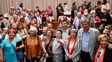 Torres presentó la nueva Ley de Adultos Mayores