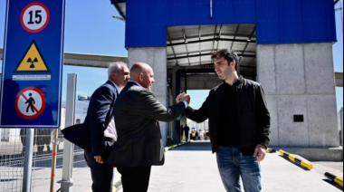 Torres inauguró el escáner de alta tecnología que controlará todos los contenedores en el puerto de Madryn