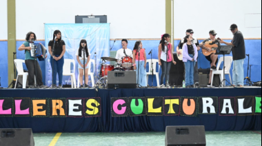 Los talleres municipales de Puerto Madryn se preparan para cerrar el año a pura creatividad