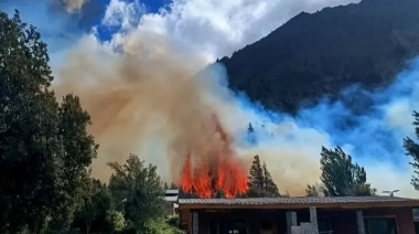 INCENDIO EN EL PEDREGOSO: El fuego sigue activo y ya supera las 200 hectáreas