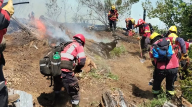 Avanzan con resultados positivos los trabajos para controlar el incendio en El Turbio