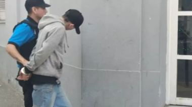 Comodoro: detuvieron a un hombre por intentar robar quesos en un comercio céntrico