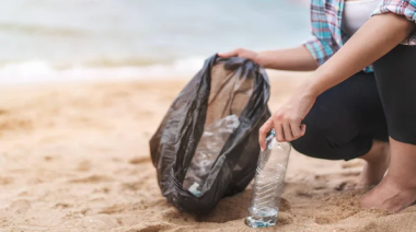 Arranca “Playa sin Plástico”: juegos, charlas y conciencia ambiental frente al mar