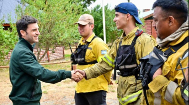 Fin de la emergencia: Ignacio Torres confirmó que el incendio en Puerto Patriada está contenido