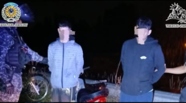Cayó en el puente: la Policía de Trelew recuperó una moto robada en plena Ruta 3