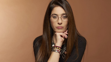 Florencia Etcheves baja el telón de “Verano, mar y libros” entre crímenes, cine y Frida Kahlo