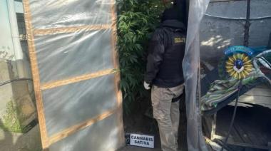 Allanaron una casa en Esquel y encontraron un “kiosco” de droga con modalidad delivery