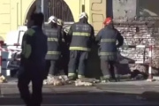 🚂 Una camioneta cruzó con la barrera baja y fue arrollada por el Tren Sarmiento: hay un muerto