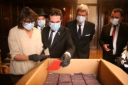 🕵️‍♂️ Descubren cajas con propaganda nazi en la Corte Suprema: podrían revelar rutas de dinero y vínculos con Argentina