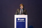 Milei se comparó con Menem y apuntó a “los econochantas”