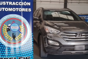 Cayeron dos autos robados en un operativo sorpresa en el barrio Los Pensamientos