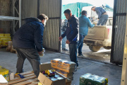 Entregan leña, frazadas y comida en comunas rurales de Chubut