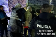 Cayeron tres hombres cuando intentaban meterse en una casa