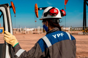 Argentina apeló el fallo por YPF y busca frenar la entrega de acciones