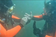 Le pidió casamiento bajo el agua en Puerto Madryn