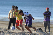 Puerto Madryn le mete ritmo al verano con el Torneo de Fútbol Playa Sub16 y Sub18