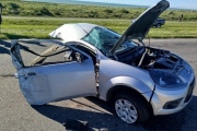 Camino a Mar del Plata: un auto se partió en dos y murió un nene en un brutal choque