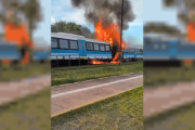 Susto en Córdoba: se incendió el Tren de las Sierras con más de 120 pasajeros a bordo